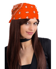 Bandana arancione fluo in tessuto cm. 55x55 ca. in busta con cavallotto Bandana arancione fluo in tessuto cm. 55x55 ca. in busta con cavallotto