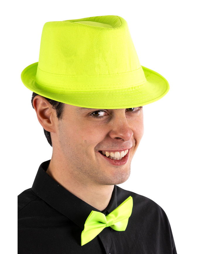 Chapeau gangster vert fluo en tissu, avec étiquette volante / étiquette
