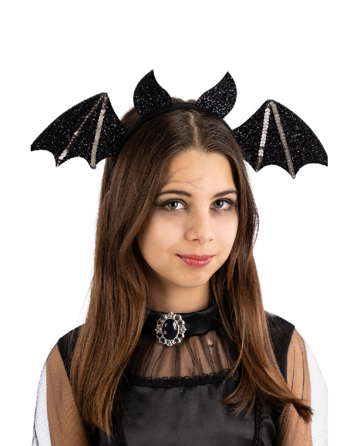 Serre-tête chauve-souris noir en tissu gaufré, avec étiquette cartonnée pliée Serre-tête chauve-souris noir en tissu gaufré, avec étiquette cartonnée pliée