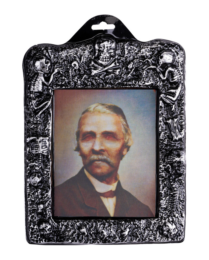 3D monster portrait h.cm. 21x30 with label 3D monster portrait h.cm. 21x30 with label