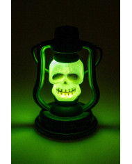 Lanterna con luci in plastica mod.ass. h.cm.10 ca.(batterie incluse) in espositore Lanterna con luci in plastica mod.ass. h.cm.10 ca.(batterie incluse) in espositore