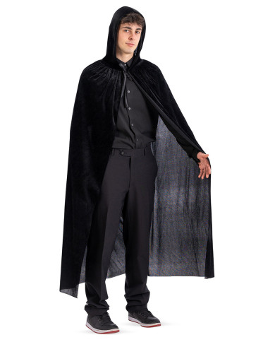 Cape en velours noir avec capuche, long. 130 cm env., dans un sachet avec crochet Cape en velours noir avec capuche, long. 130 cm env., dans un sachet avec crochet