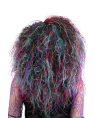 Perruque cheveux bouclés multi-couleurs vert, dans un étui Perruque cheveux bouclés multi-couleurs vert, dans un étui