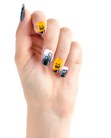 Uñas adhesivas de Halloween en caja