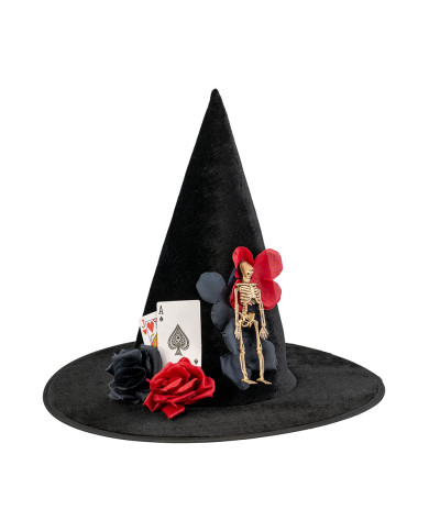Chapeau de sorcière en velours avec squelette, cartes et fleurs h. env. 37 cm. avec étiquette cartonnée pliée