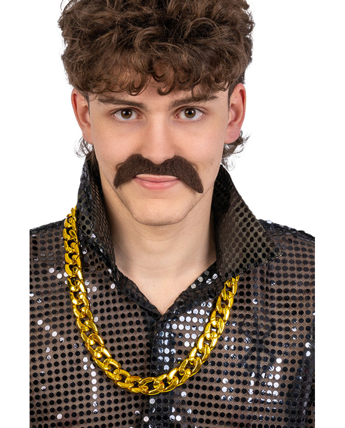 Collier doré en plastique avec étiquette cartonnée pliée