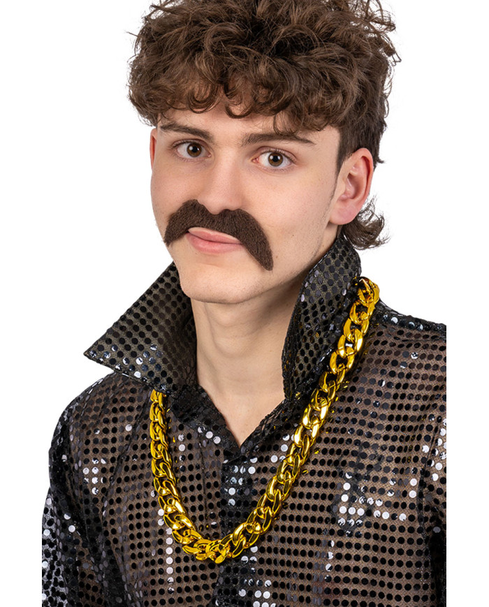 Collier doré en plastique avec étiquette cartonnée pliée