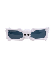 Gafas de Halloween con huesos de esqueleto sobre cartoncillo