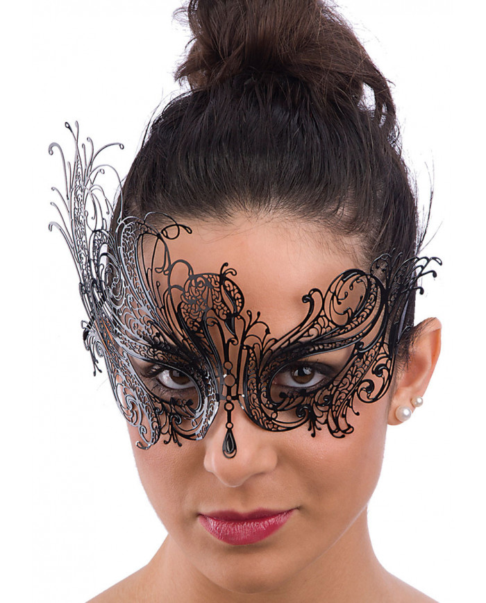 Black metal chinless mask with asymmetrical shape for a
