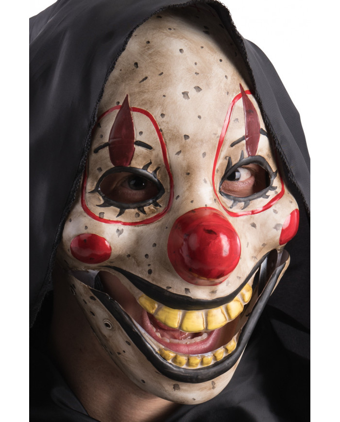 Plastic mask with mobile mandible with the appearance of a