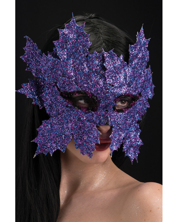 Chinless mask covered with purple glitter, a very special