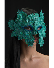 Maschera mezzo viso ricoperta da glitter verde acqua. La Maschera mezzo viso ricoperta da glitter verde acqua. La