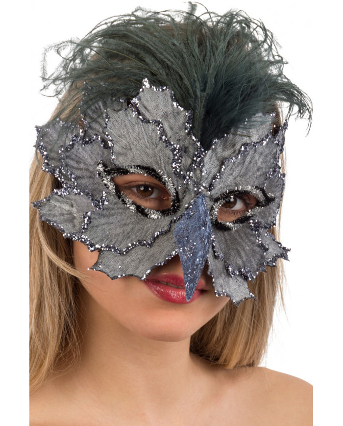 Chinless mask in fabric decorated with glitter, that seems