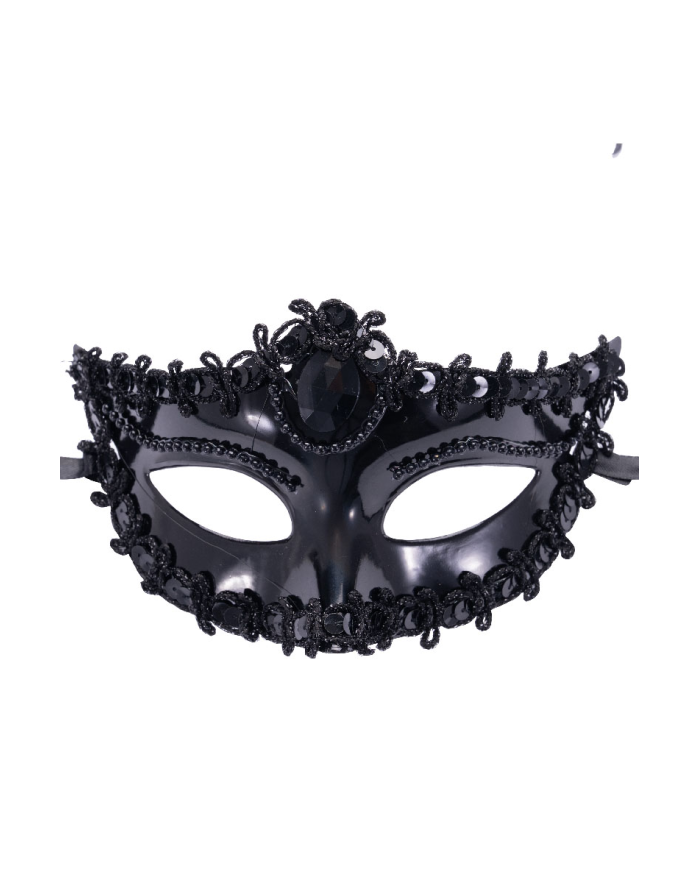 Schwarze Maske aus Kunststoff mit Dekorationen auf Pappkarton