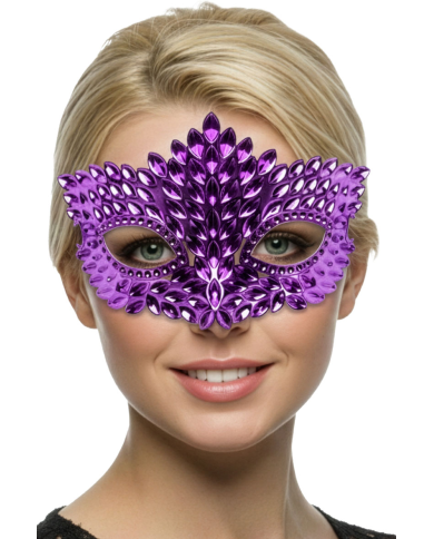 Maschera viola intagliata in plastica su cartoncino