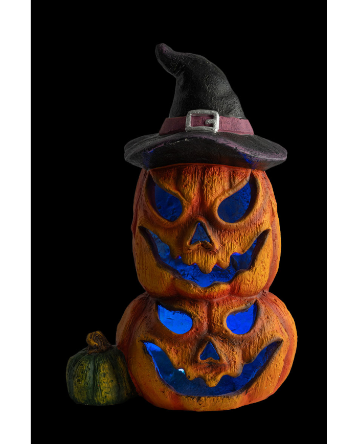 Calabazas decorativas de resina de unos 43 cm. de alto con luces (pilas no incluidas) en caja