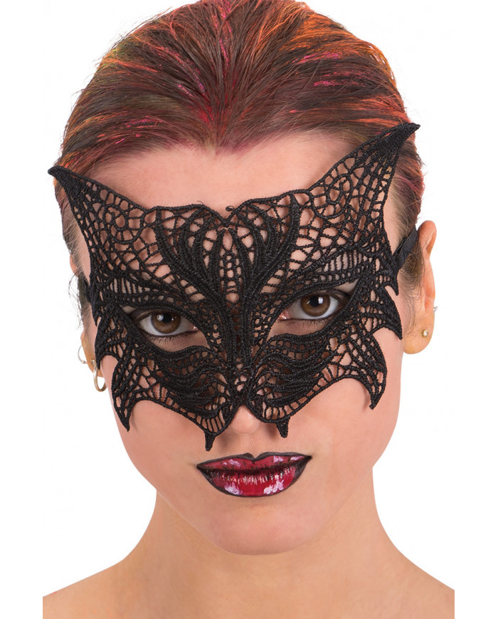 Chinless mask in black macrame' fabric shaped like a cat's