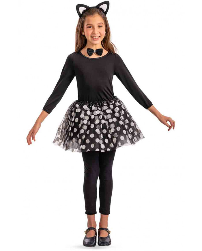 A sweet kitten set, for a tender girl, but with sharp nails!