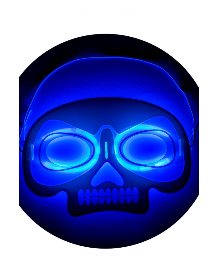 Plastic skeleton mask for children which glows in the dark, for