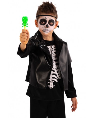 Green wand with skeleton in plastic which glows in the dark Green wand with skeleton in plastic which glows in the dark