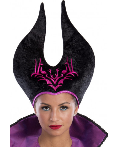 Malefica witch hat in black velvet with fuxia decorations. The Malefica witch hat in black velvet with fuxia decorations. The
