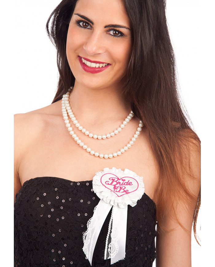 Coccarda Bride To Be On Cardboard Coccarda Bride To Be On Cardboard