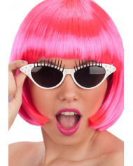 Gafas blancas con cejas sobre cartoncillo