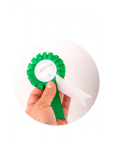 Cockade with the colors of the Italian flag and the wording W Cockade with the colors of the Italian flag and the wording W