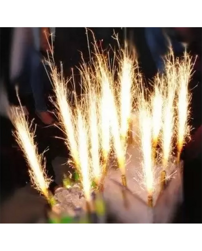Pack of 2 pyrotechnic candles approx. 12 cm long, to create Pack of 2 pyrotechnic candles approx. 12 cm long, to create