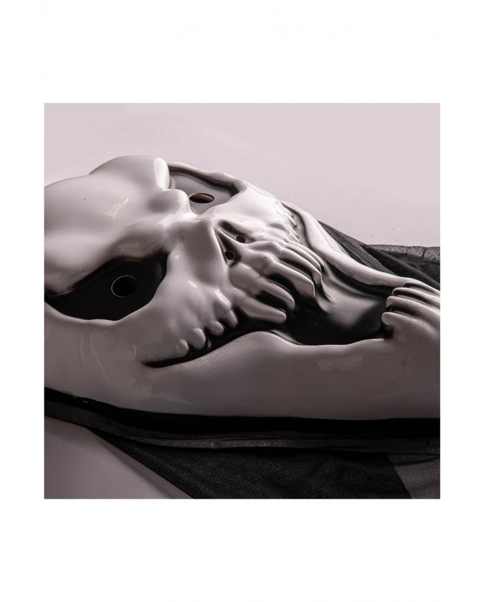 Maschera fantasma in plastica con cappuccio con cav.