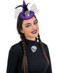 chapeau sorcière violet avec tête de mort, plumes, voile, serre-tête avec carte d’en-tête chapeau sorcière violet avec tête de mort, plumes, voile, serre-tête avec carte d’en-tête