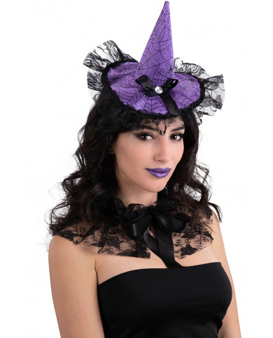 Cappellino  in raso viola con fiocco e pizzo con cerchietto con cav.