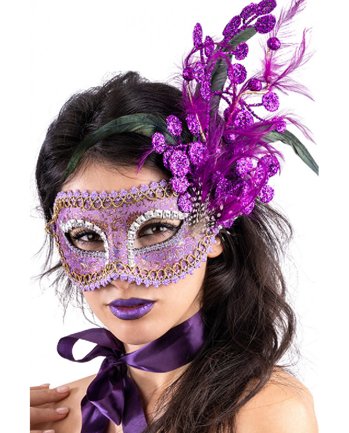 Maske aus Damaststoff Violett mit Glitter-Dek. und Federn in PVC-Schachtel