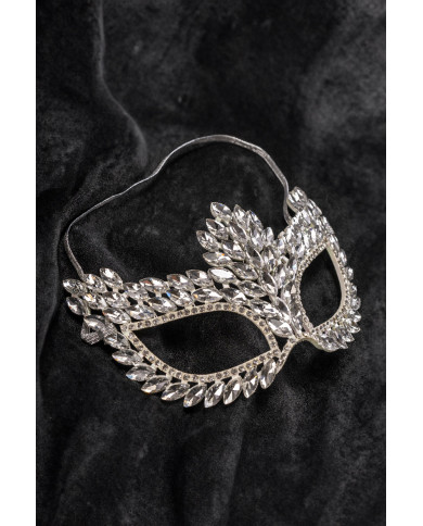 Maschera preziosa con gemme su cartoncino